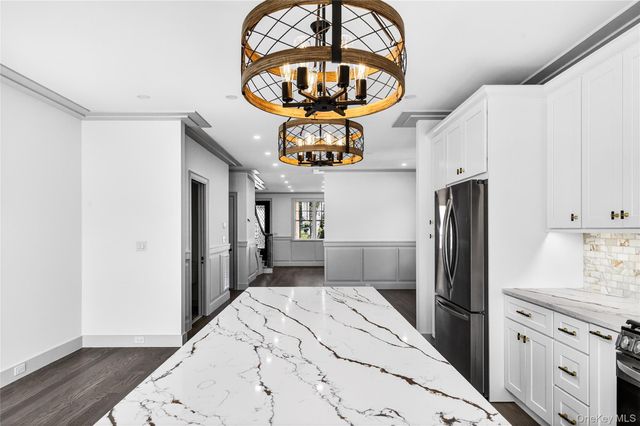 7 Victoria Lane A, Yonkers, NY 10701