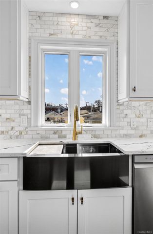 7 Victoria Lane A, Yonkers, NY 10701