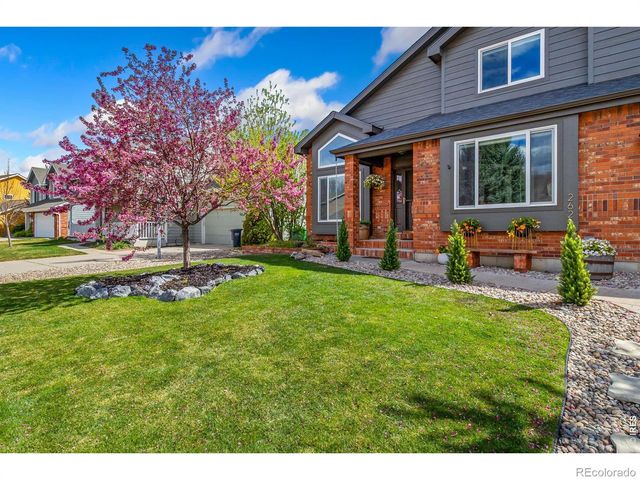 2625 Red Mountain Court, Fort Collins, CO 80525
