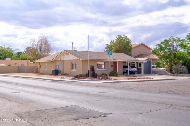 1944 Cruse Avenue, Las Cruces, NM 88005