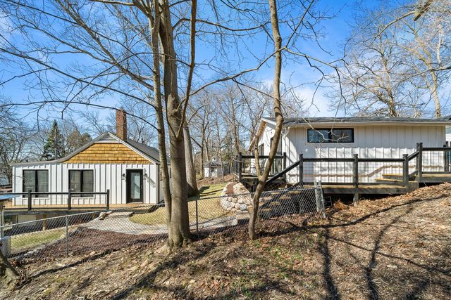 2804 Willow Point DRIVE, Delavan, WI 53115