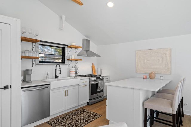 2804 Willow Point DRIVE, Delavan, WI 53115