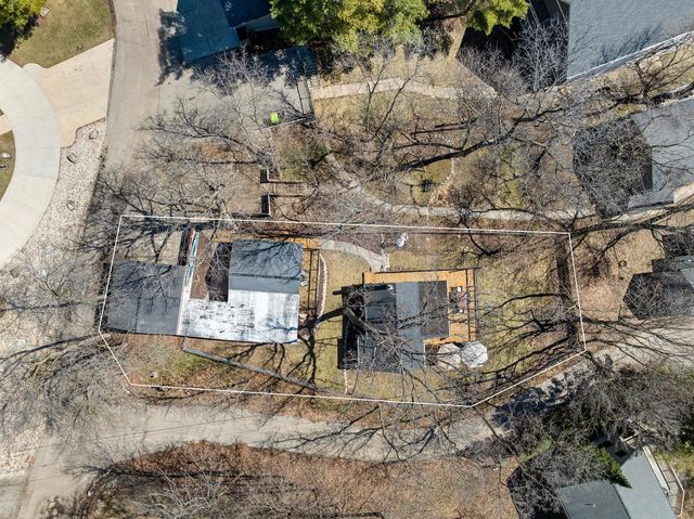 2804 Willow Point DRIVE, Delavan, WI 53115