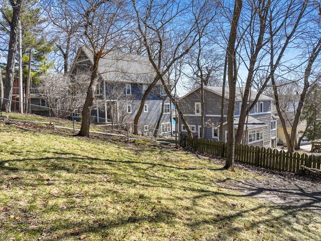 2804 Willow Point DRIVE, Delavan, WI 53115