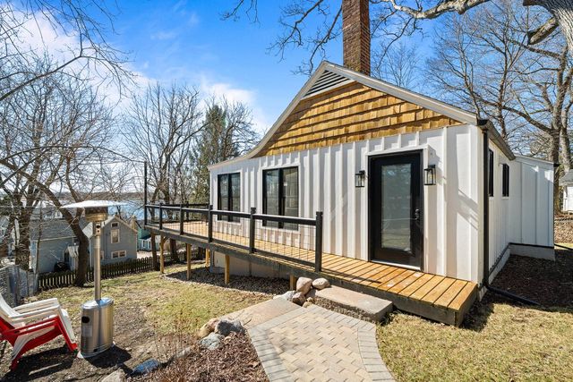 2804 Willow Point DRIVE, Delavan, WI 53115