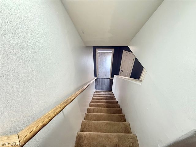 580 East Hickory Street, Pahrump, NV 89048