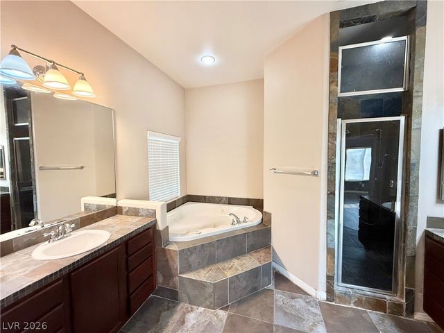 580 East Hickory Street, Pahrump, NV 89048