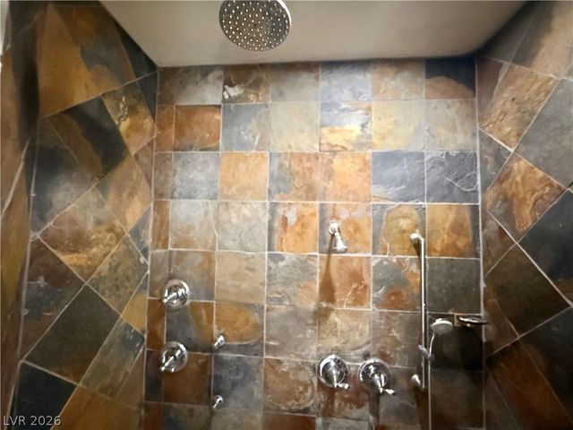 580 East Hickory Street, Pahrump, NV 89048