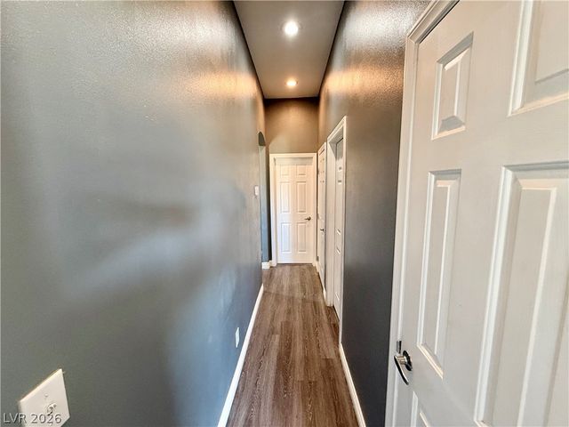 580 East Hickory Street, Pahrump, NV 89048