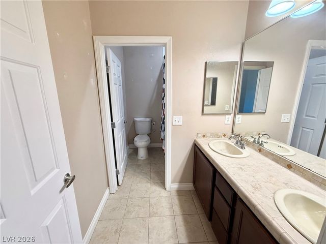 580 East Hickory Street, Pahrump, NV 89048