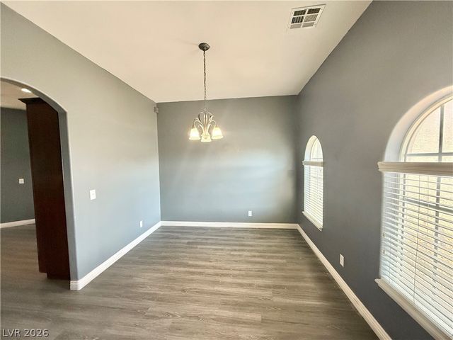 580 East Hickory Street, Pahrump, NV 89048