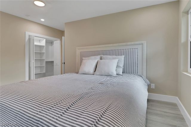 5150 Sand Dollar LN, Naples, FL 34103