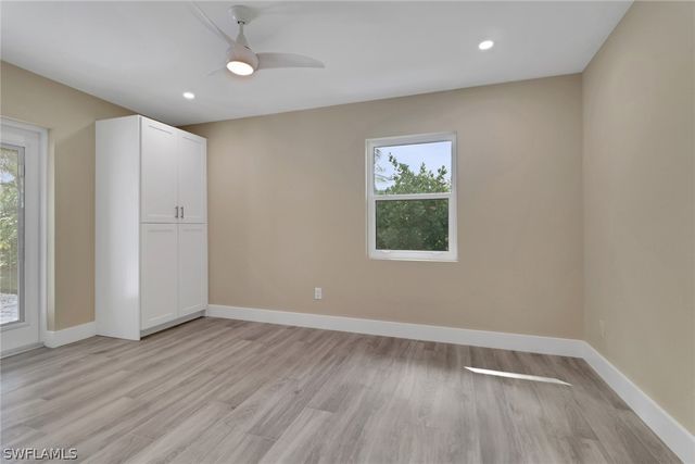 5150 Sand Dollar LN, Naples, FL 34103