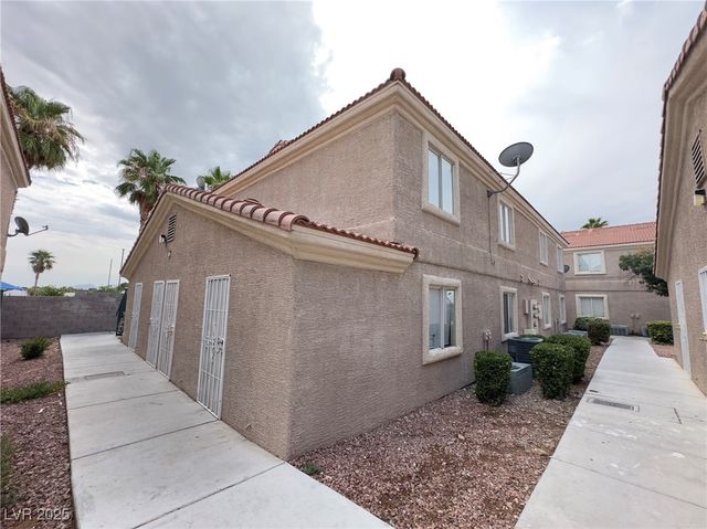 2201 James Bilbray Drive, Las Vegas, NV 89108