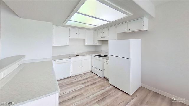 2201 James Bilbray Drive, Las Vegas, NV 89108