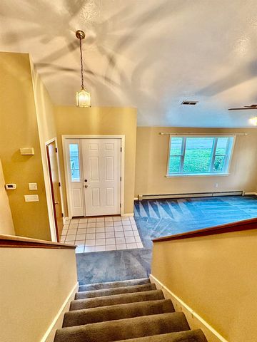 11 Scottsdale Drive, Hudson, NH 03051