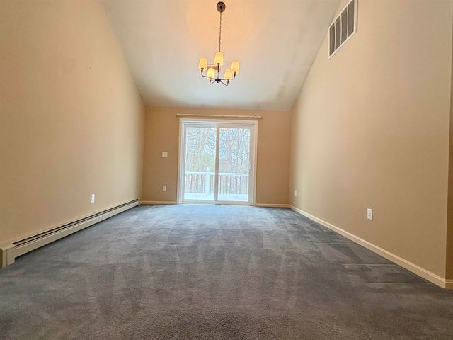 11 Scottsdale Drive, Hudson, NH 03051