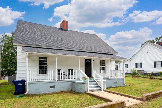 7 McCaughrin Street, Pelzer, SC 29669