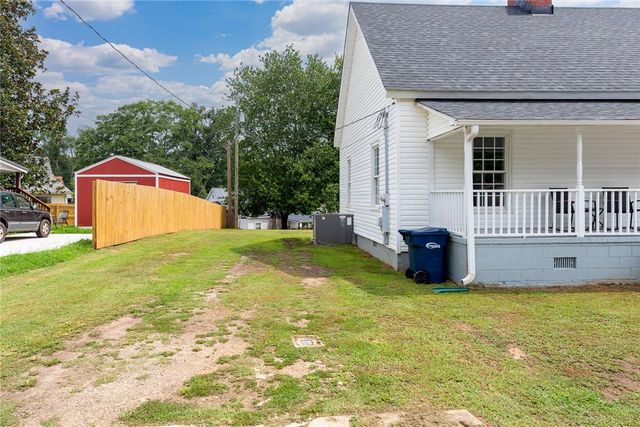 7 McCaughrin Street, Pelzer, SC 29669