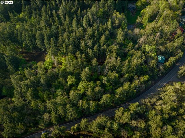 455 COUNTRY CLUB Rd, Hood River, OR 97031