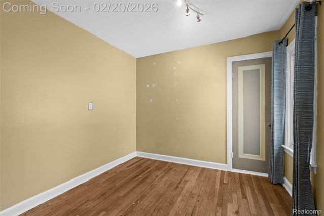 35239 Palmer Road, Westland, MI 48186