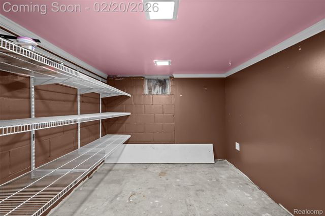 35239 Palmer Road, Westland, MI 48186