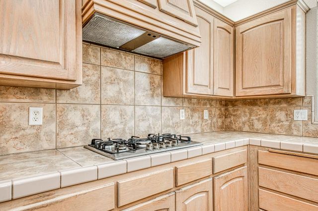 2271 Serena Avenue, Clovis, CA 93619