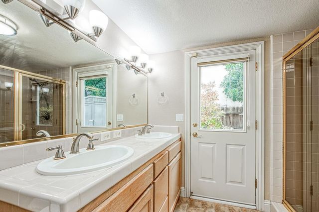 2271 Serena Avenue, Clovis, CA 93619