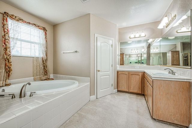 2271 Serena Avenue, Clovis, CA 93619