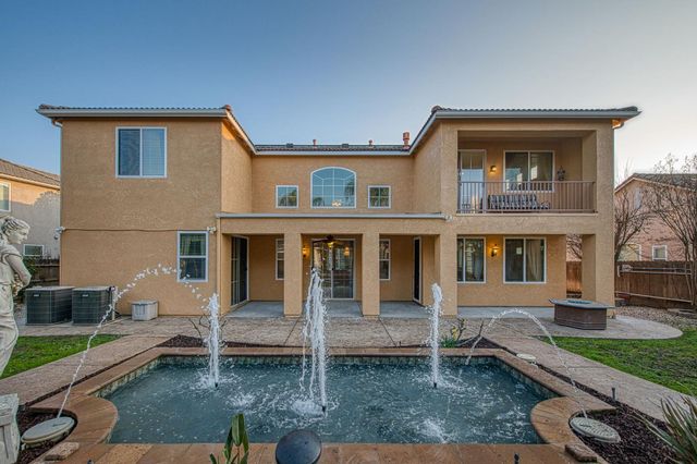 2271 Serena Avenue, Clovis, CA 93619