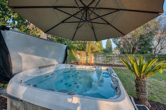 2271 Serena Avenue, Clovis, CA 93619