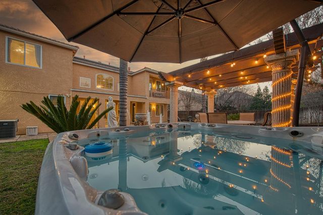 2271 Serena Avenue, Clovis, CA 93619