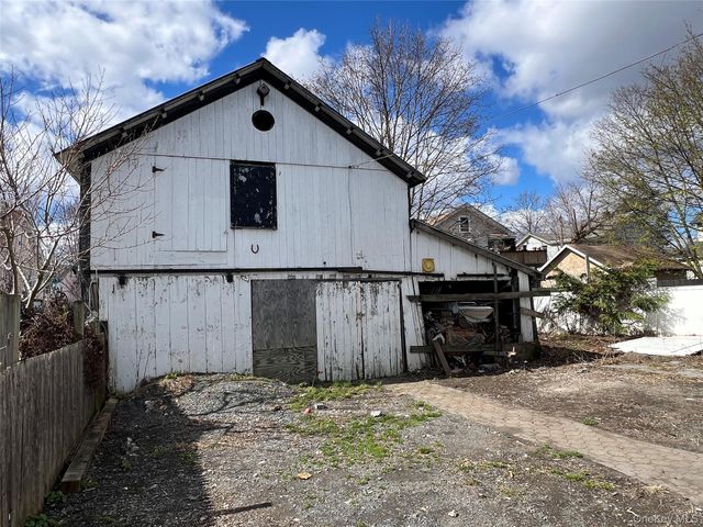 8 Grant Street, Middletown, NY 10940