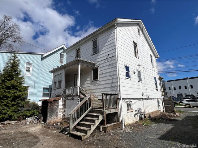 8 Grant Street, Middletown, NY 10940