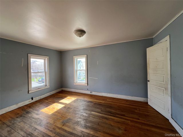 8 Grant Street, Middletown, NY 10940