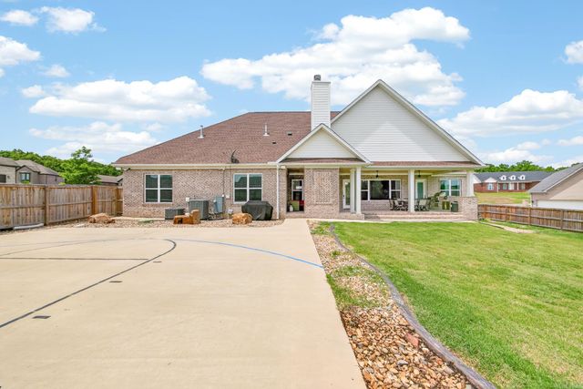 1586 Calcutta Drive, Cabot, AR 72023