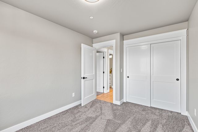 7422 Denman Court, White City, OR 97503