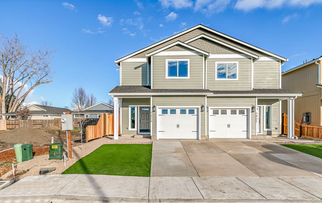 7422 Denman Court, White City, OR 97503