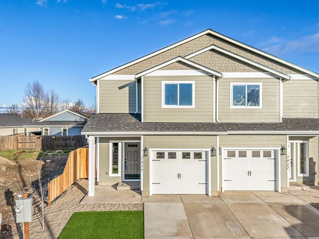 7422 Denman Court, White City, OR 97503