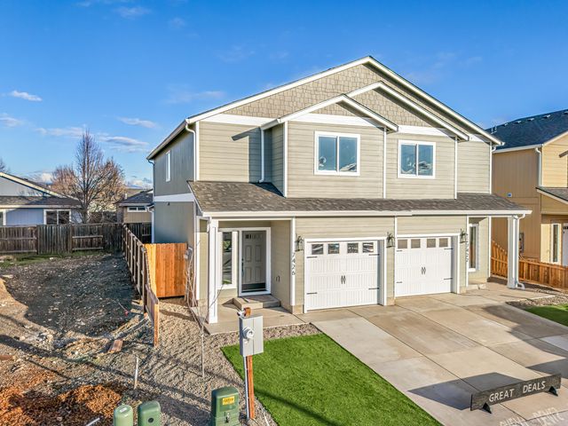 7422 Denman Court, White City, OR 97503