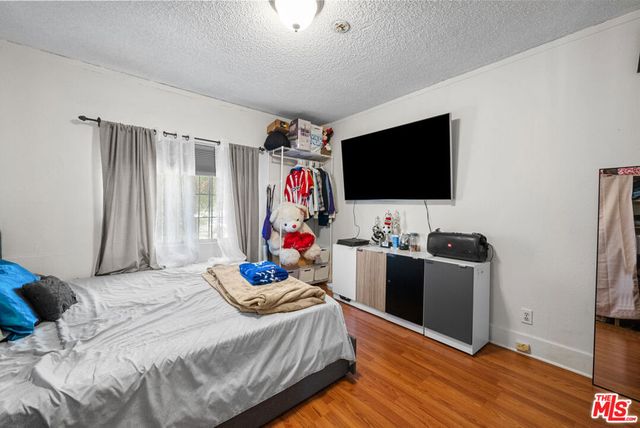 3793 Cimarron Street, Los Angeles, CA 90018