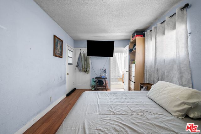 3793 Cimarron Street, Los Angeles, CA 90018