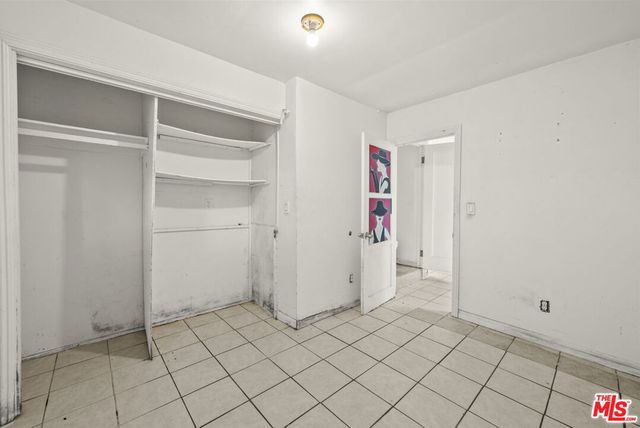 3793 Cimarron Street, Los Angeles, CA 90018