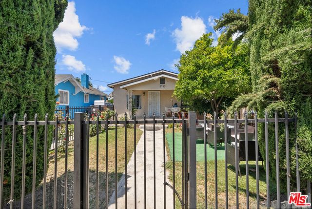 3793 Cimarron Street, Los Angeles, CA 90018