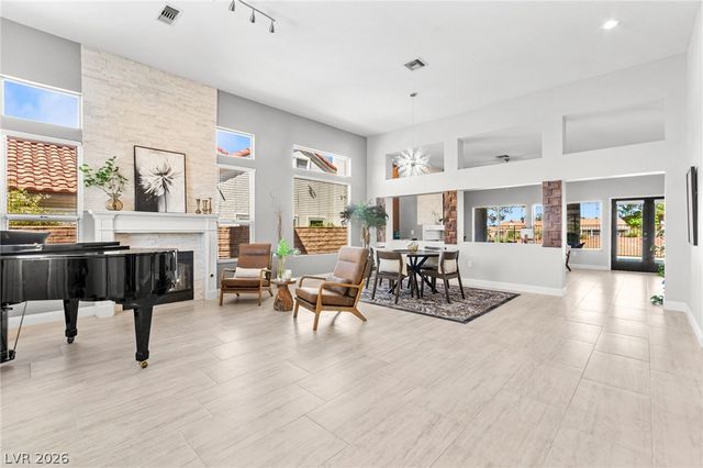 2900 Crown Ridge Drive, Las Vegas, NV 89134