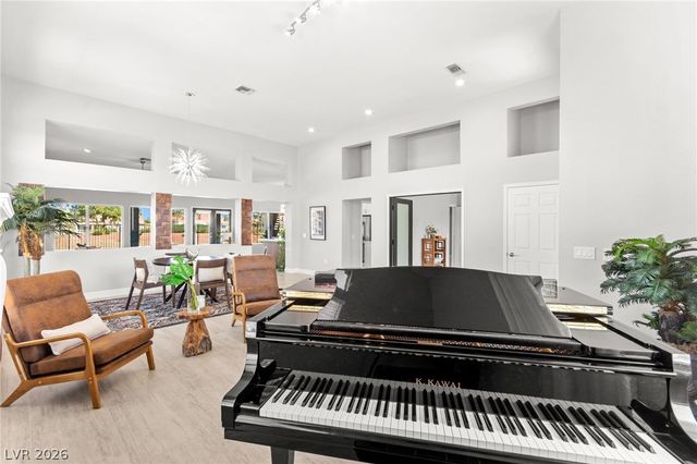 2900 Crown Ridge Drive, Las Vegas, NV 89134