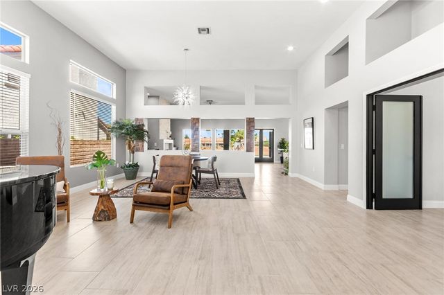 2900 Crown Ridge Drive, Las Vegas, NV 89134