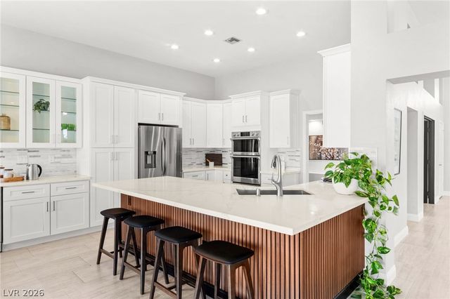 2900 Crown Ridge Drive, Las Vegas, NV 89134
