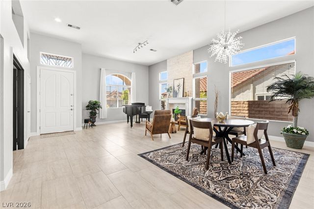 2900 Crown Ridge Drive, Las Vegas, NV 89134