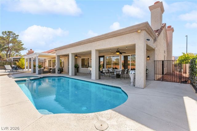 2900 Crown Ridge Drive, Las Vegas, NV 89134
